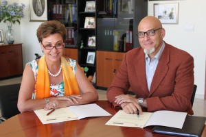 Firma del Acuerdo entre Novaire (residencias de mayores) y UMH